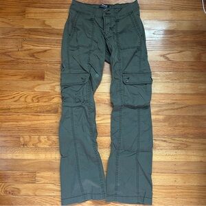 Hollister Women's Olive Cargo Pants